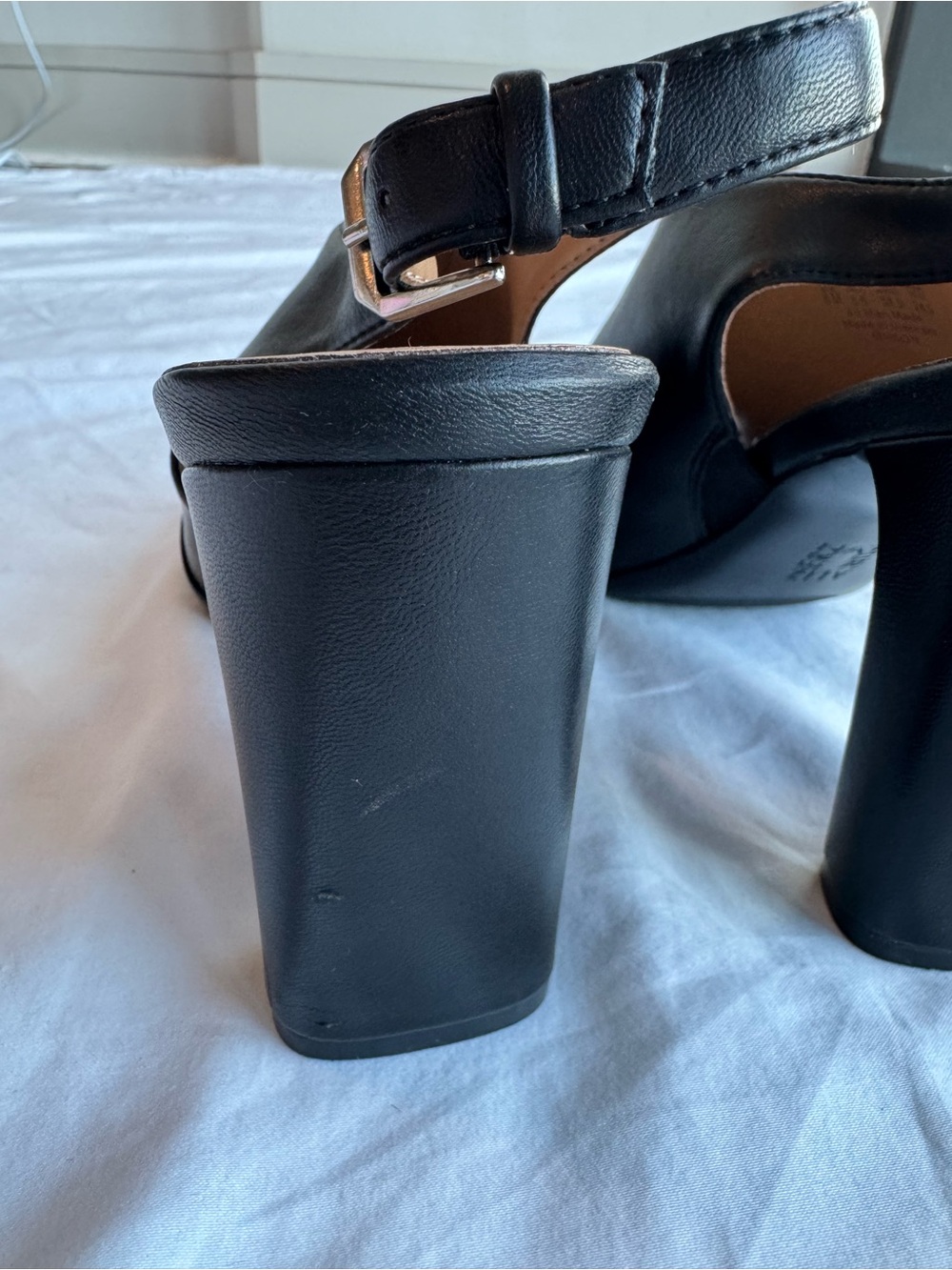 Naturalizer Mason Black Leather Slingback Block Heel Sandals Size 8 - Picture 6 of 9